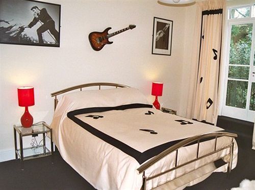 Wanslea Guest house 4*